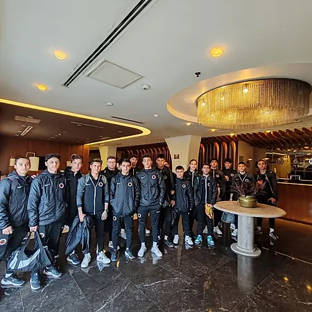 Hotel Plaza 4*