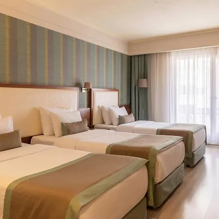 Hotel Plaza 4*